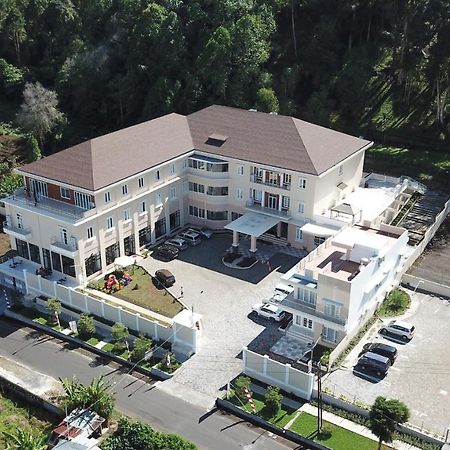 Hotel Villa Emitta Tomohon Exteriér fotografie